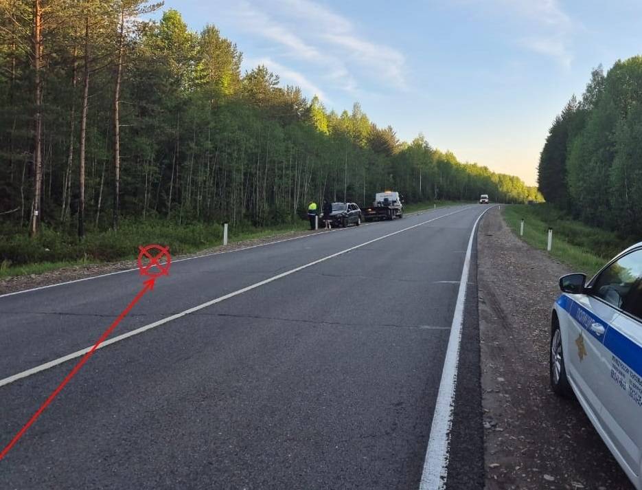 На «Вятке» легковушка слетела в кювет