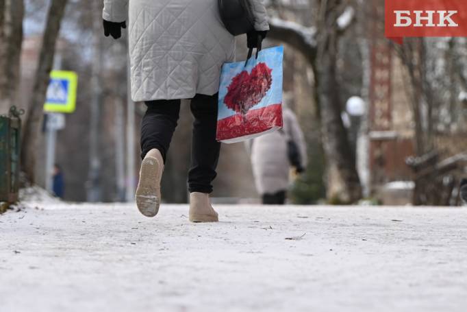 Гололедица в Коми вызвала рост обращений к медикам