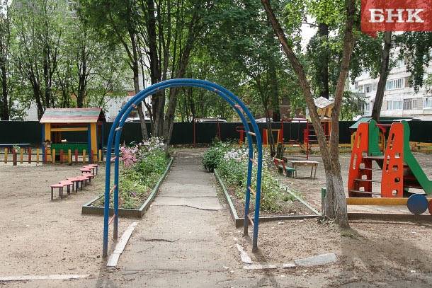 В травмпункт Республиканской детской больницы обратились 143 покусанных клещами ребенка