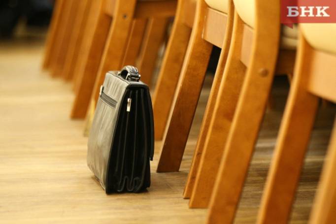 В Коми отец и сын предстанут перед судом по делу о незаконном получении кредитов