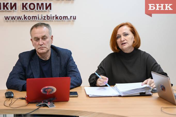Кандидаты от КПРФ и «Единой России» приняли вакантные депутатские мандаты
