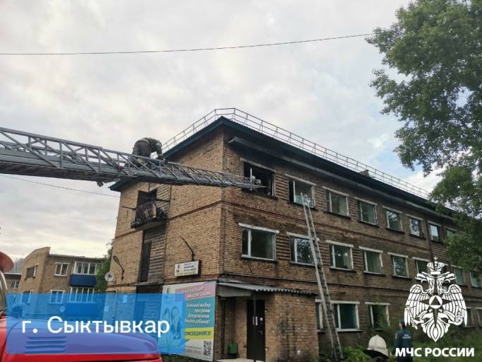 В столице Коми 170 человек эвакуировали из здания на улице Бабушкина