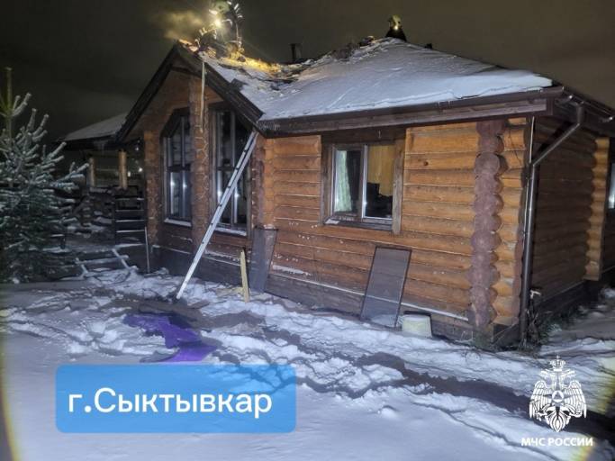 В Коми за сутки сгорели три дома и квартира