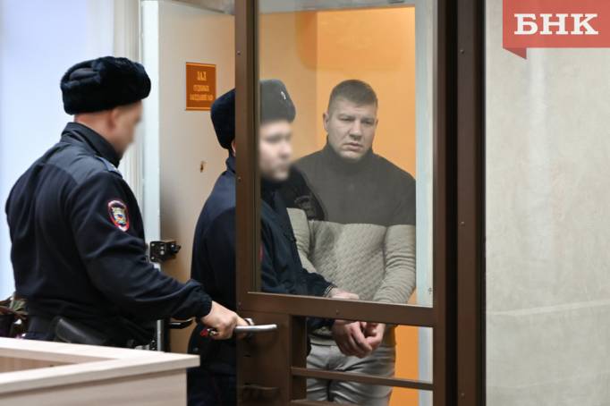 Адвокат попросил отпустить руководителя учебного центра МВД по Коми домой