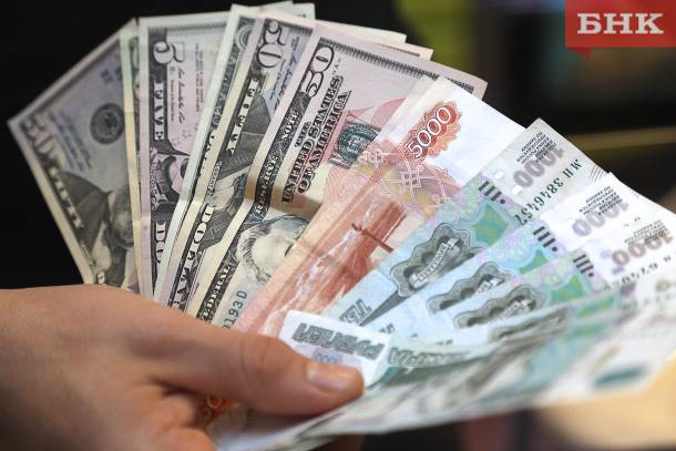 Многодетный криптотрейдер из Сыктывкара потерял почти миллион рублей