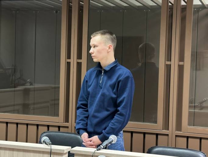 В Сыктывкаре водитель «Приоры» выслушал приговор за столкновение с мотоциклом возле «Макси» 