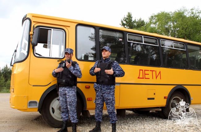 В Коми под охрану Росгвардии приняты школьные автобусы