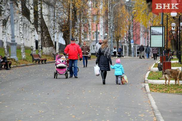 В Коми девочки чаще травмируют руку во время неловких игр с родителями