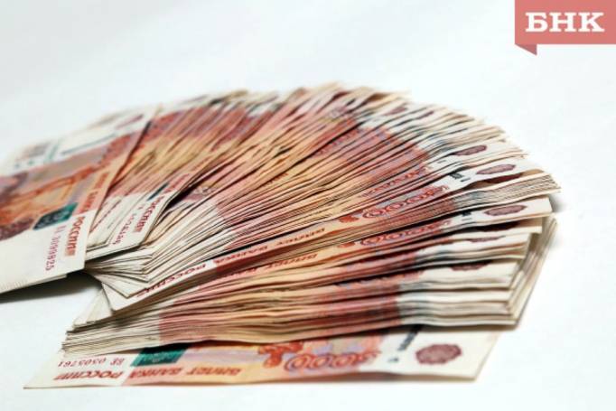 В Ухте лженачальник убедил сотрудницу «обезопасить» миллион рублей