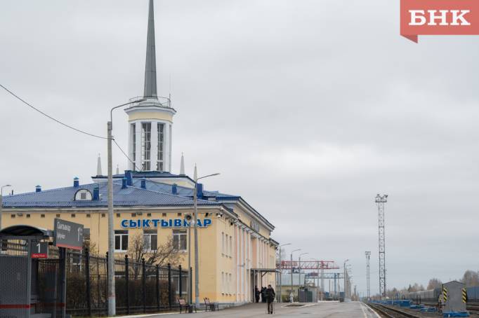 Сотрудницы железнодорожного вокзала рассказали, что произошло в день поджога локомотива в Сыктывкаре