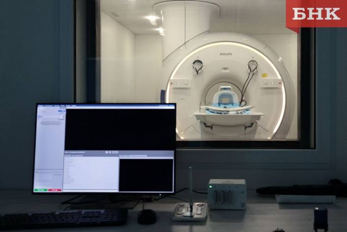Районные больницы Коми получат три томографа в 2026 году