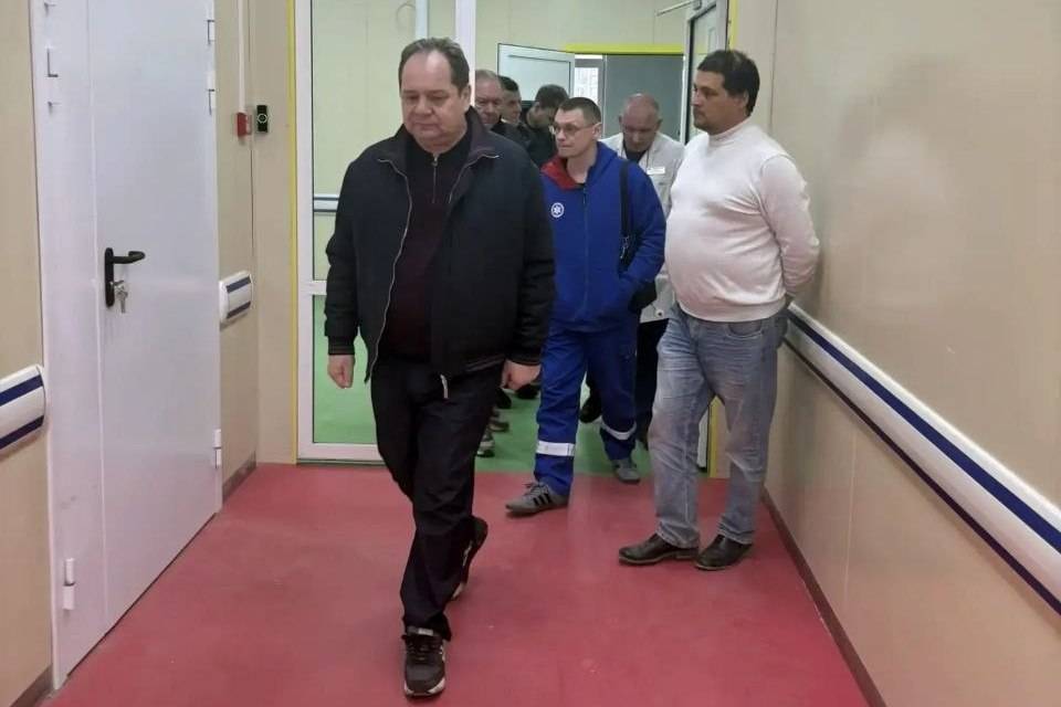 Ростислав Гольдштейн побывал в новом отделении скорой в Эжве