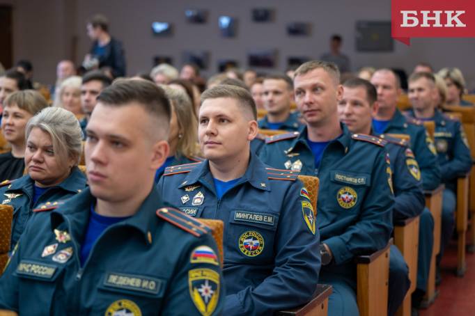 В Коми наградили инспекторов «противопожарного искусства»