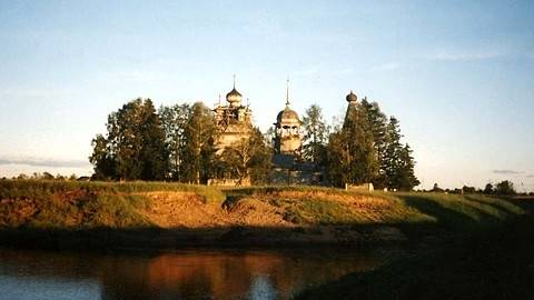 Verhnemudyughskii-pogost.jpg Verhnemudyughskii-pogost.jpg