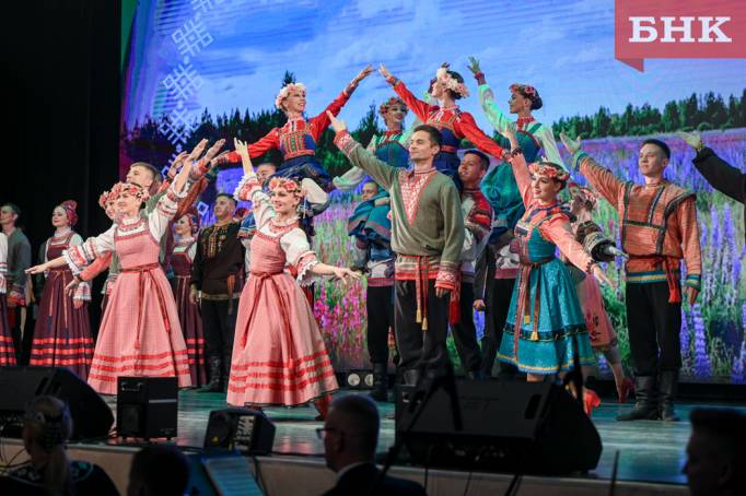 В Коми между молодыми артистами, художниками и писателями распределят 30 премий