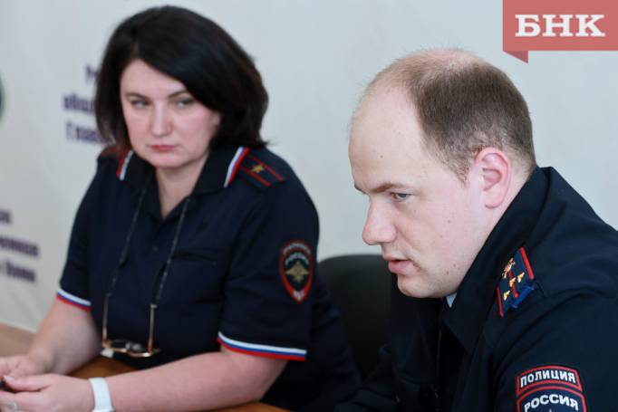 В Сыктывкаре подростки доставили мошенникам почти миллион рублей
