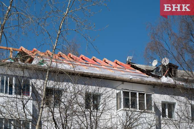 В Коми с начала года капитально отремонтировали 82 крыши жилых домов