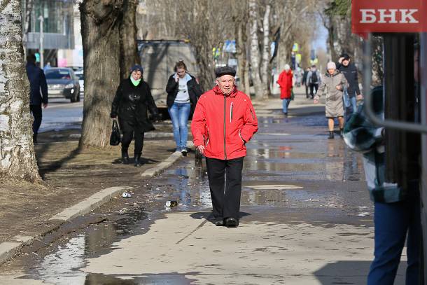 Социальные пенсии вырастут с 1 апреля