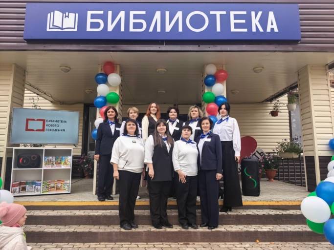 «Книжный движ» с интерактивным полом: в Вуктыле открыли детскую библиотеку нового поколения