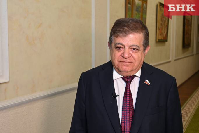 Сенатор Владимир Джабаров: «Нашу страну исторически извне победить невозможно»